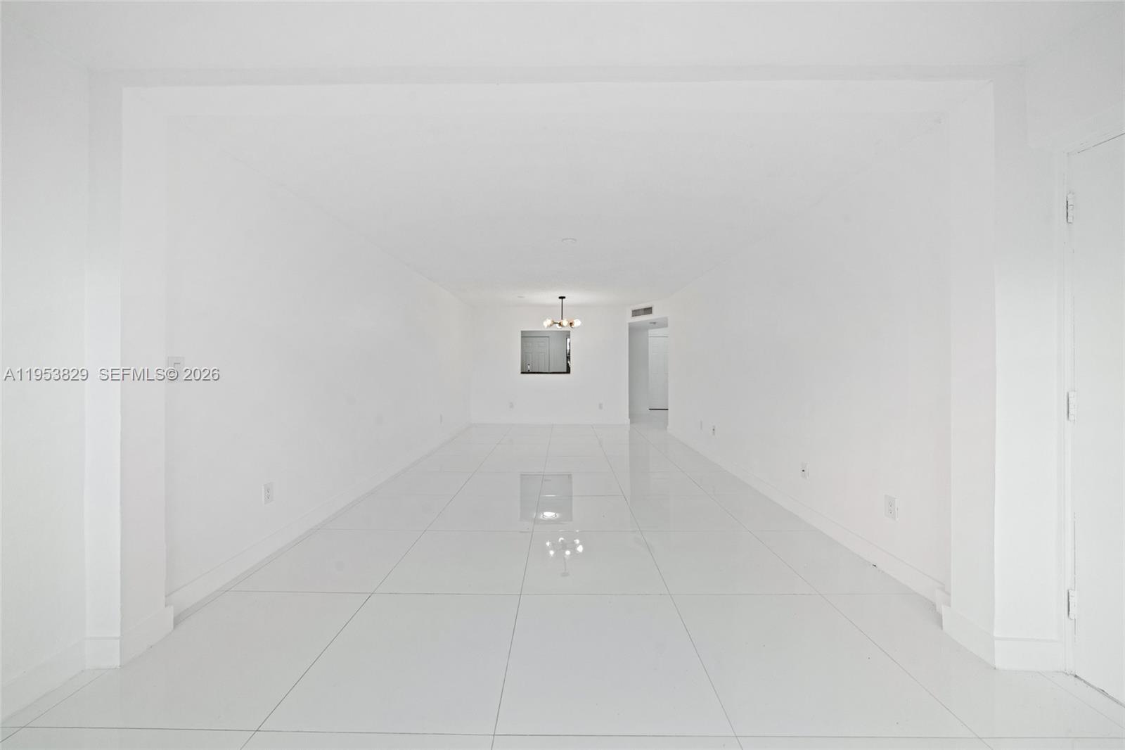 18900 NE 14th Ave #D308 Miami, FL 33179