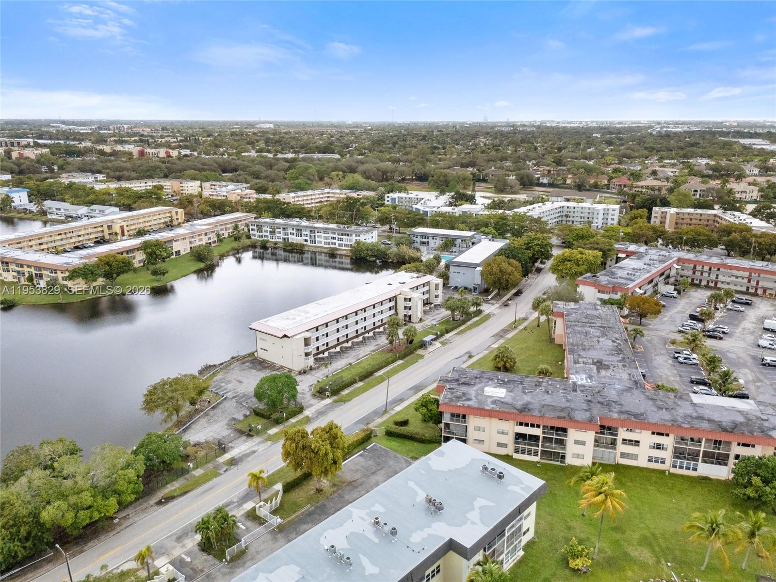 18900 NE 14th Ave #D308 Miami, FL 33179