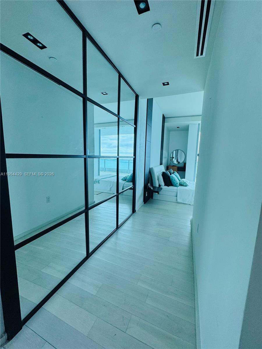 900 Biscayne Blvd #6207 Miami, FL 33132