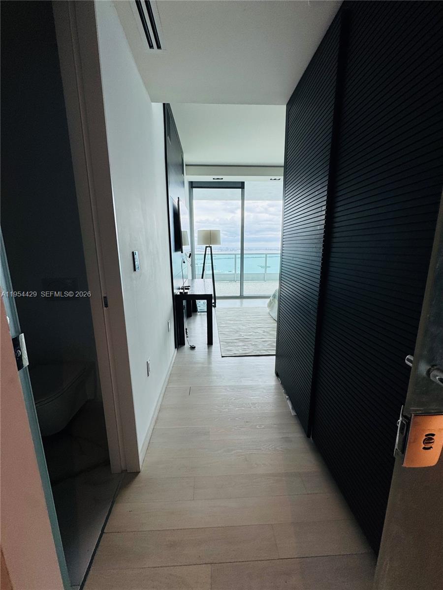 900 Biscayne Blvd #6207 Miami, FL 33132