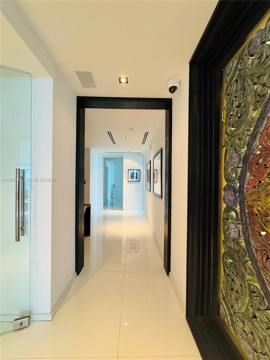 900 Biscayne Blvd #6207 Miami, FL 33132