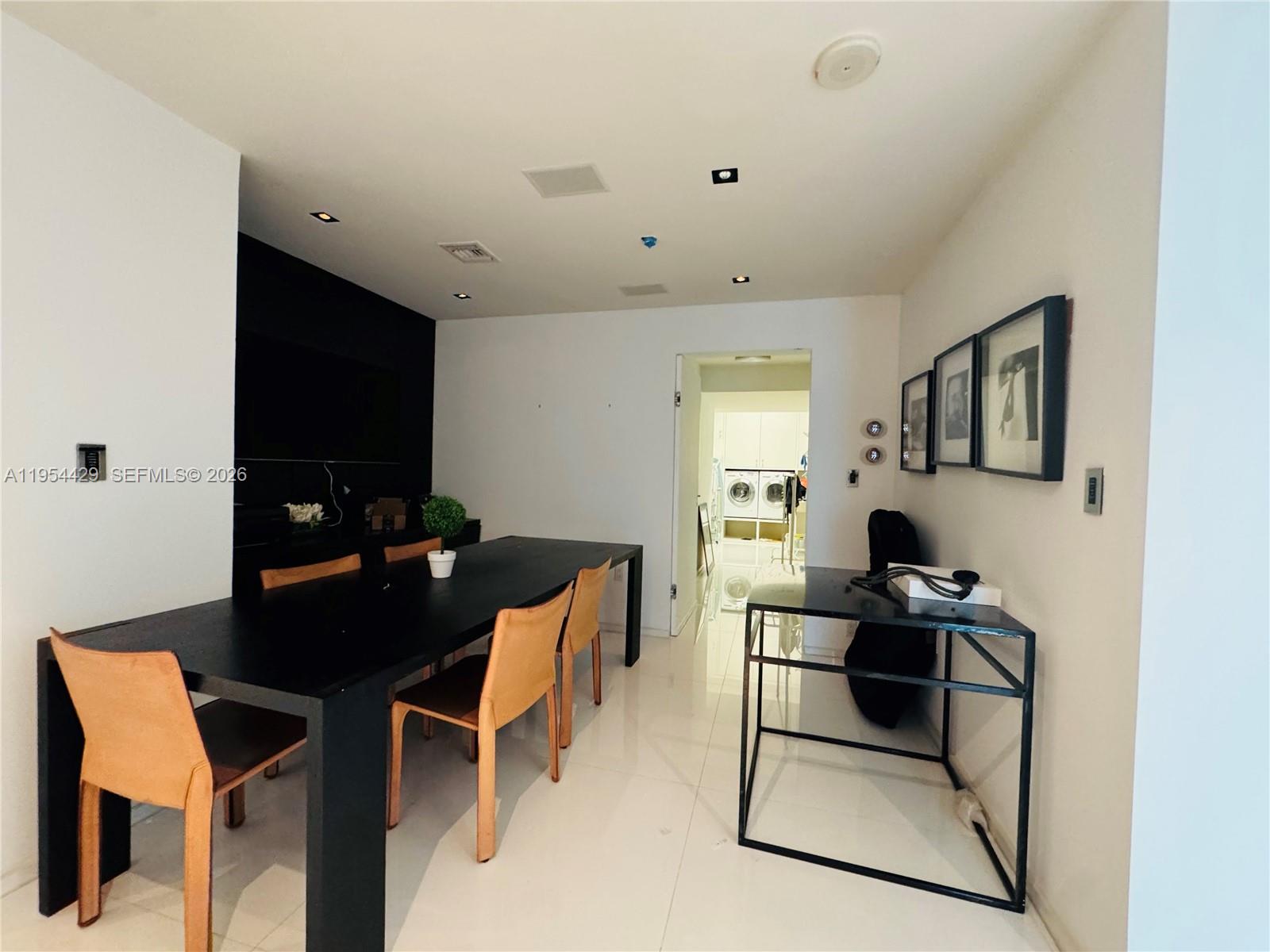 900 Biscayne Blvd #6207 Miami, FL 33132