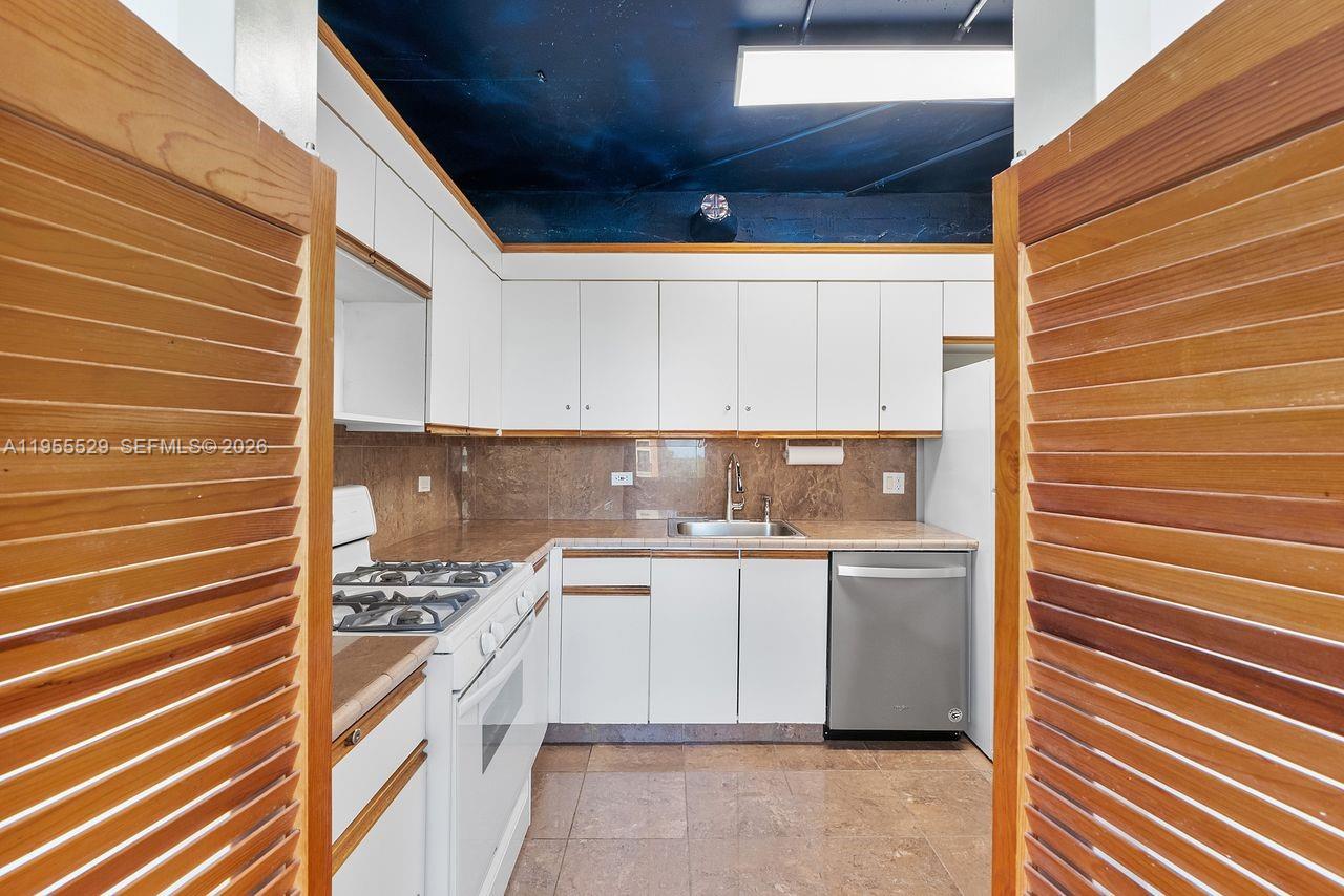 700 Biltmore Way #501 Coral Gables, FL 33134