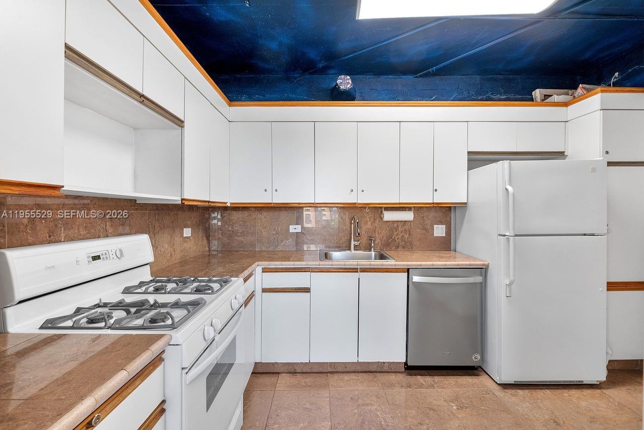 700 Biltmore Way #501 Coral Gables, FL 33134