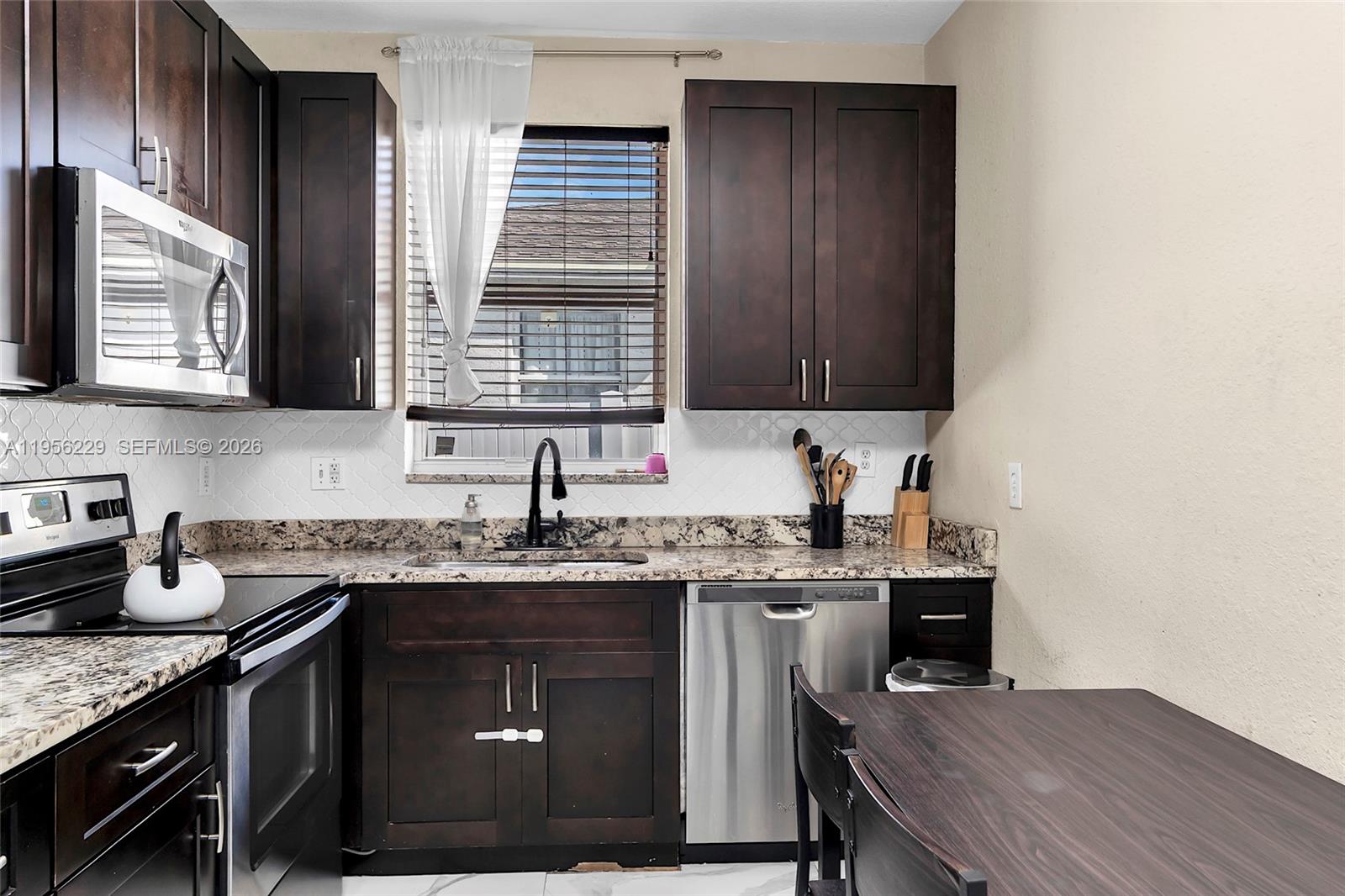 790 NW 16th Pl Pompano Beach, FL 33060