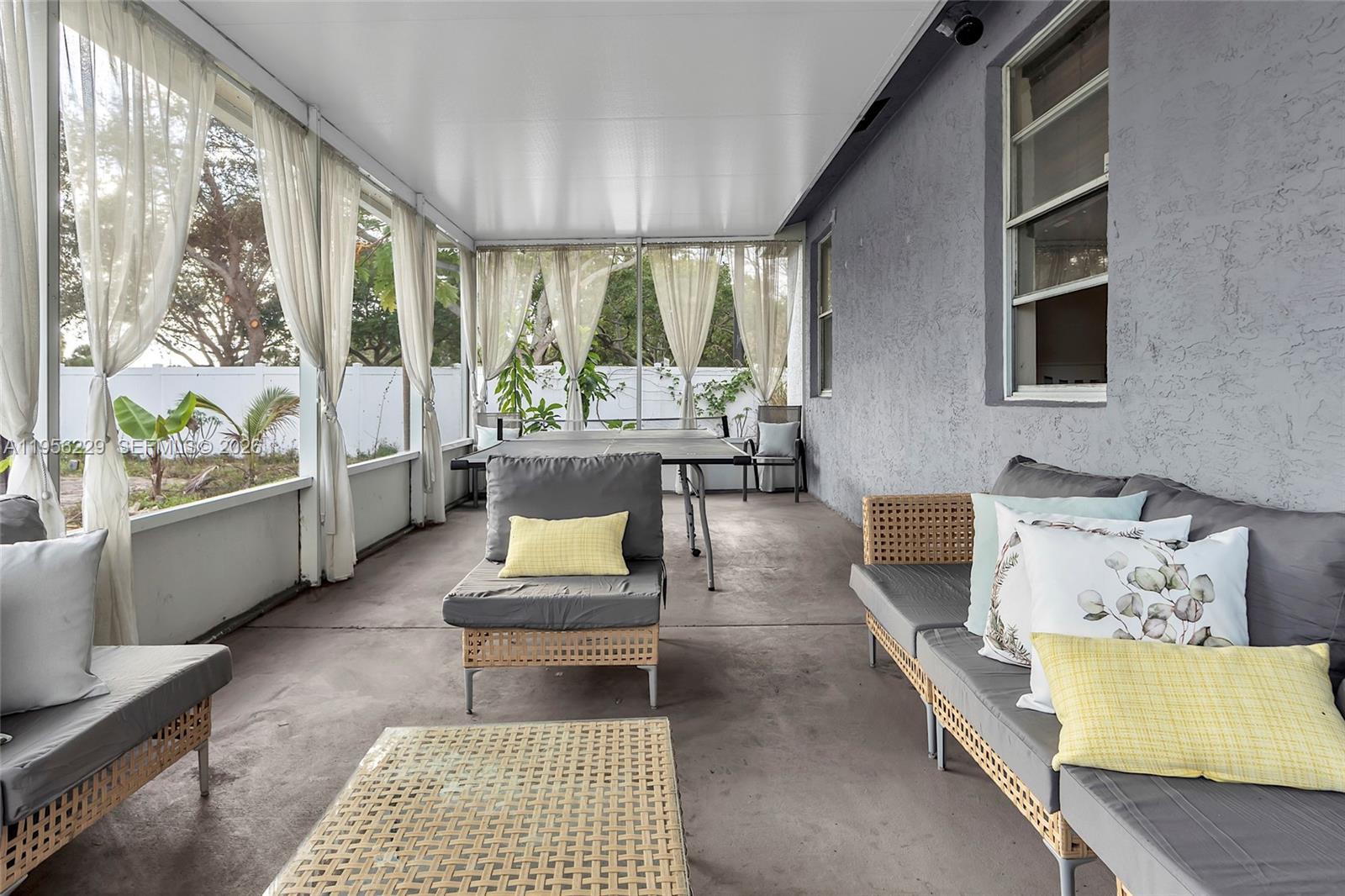 790 NW 16th Pl Pompano Beach, FL 33060