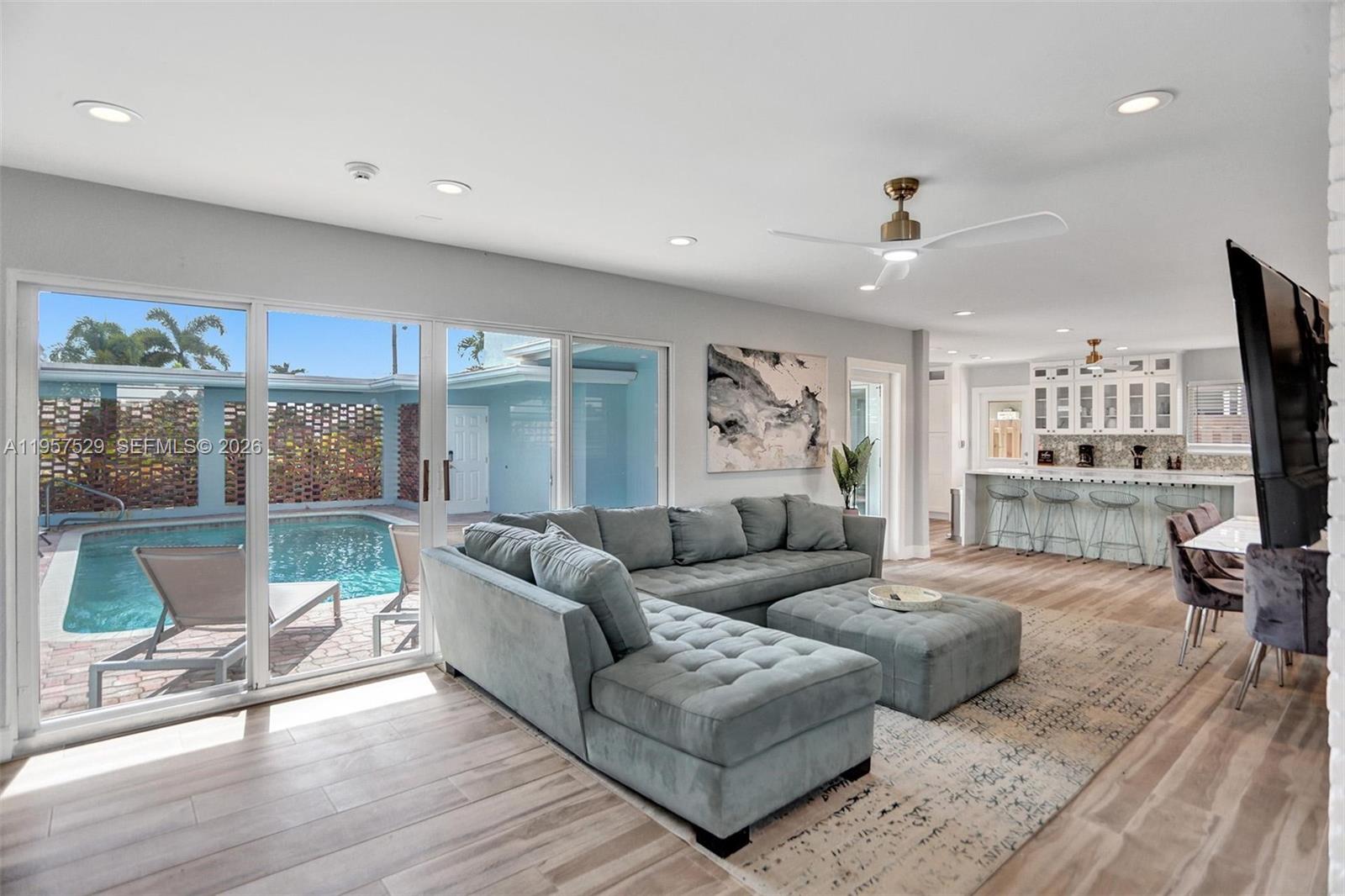 1341 SE 7th Ave Pompano Beach, FL 33060