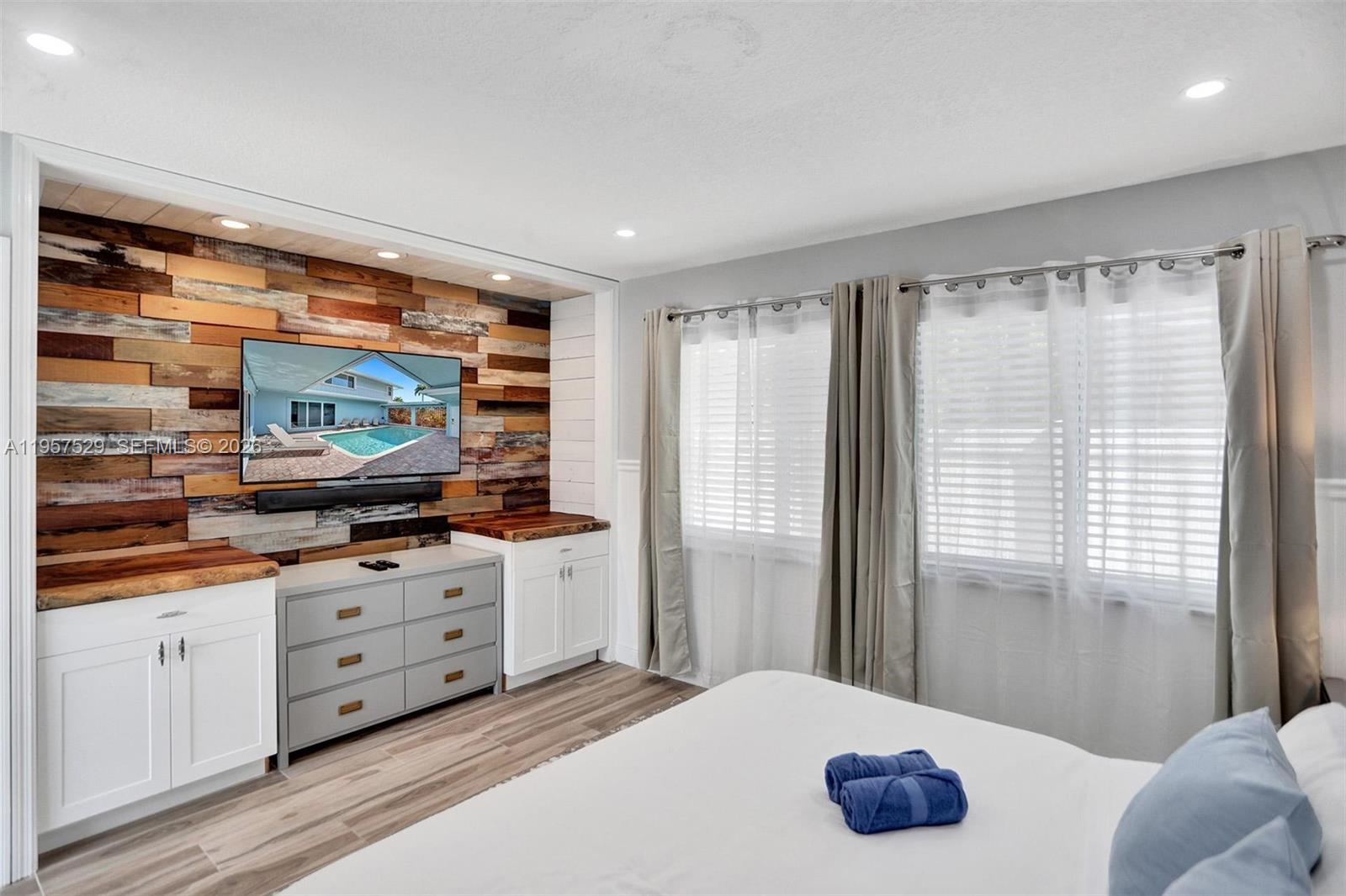 1341 SE 7th Ave Pompano Beach, FL 33060