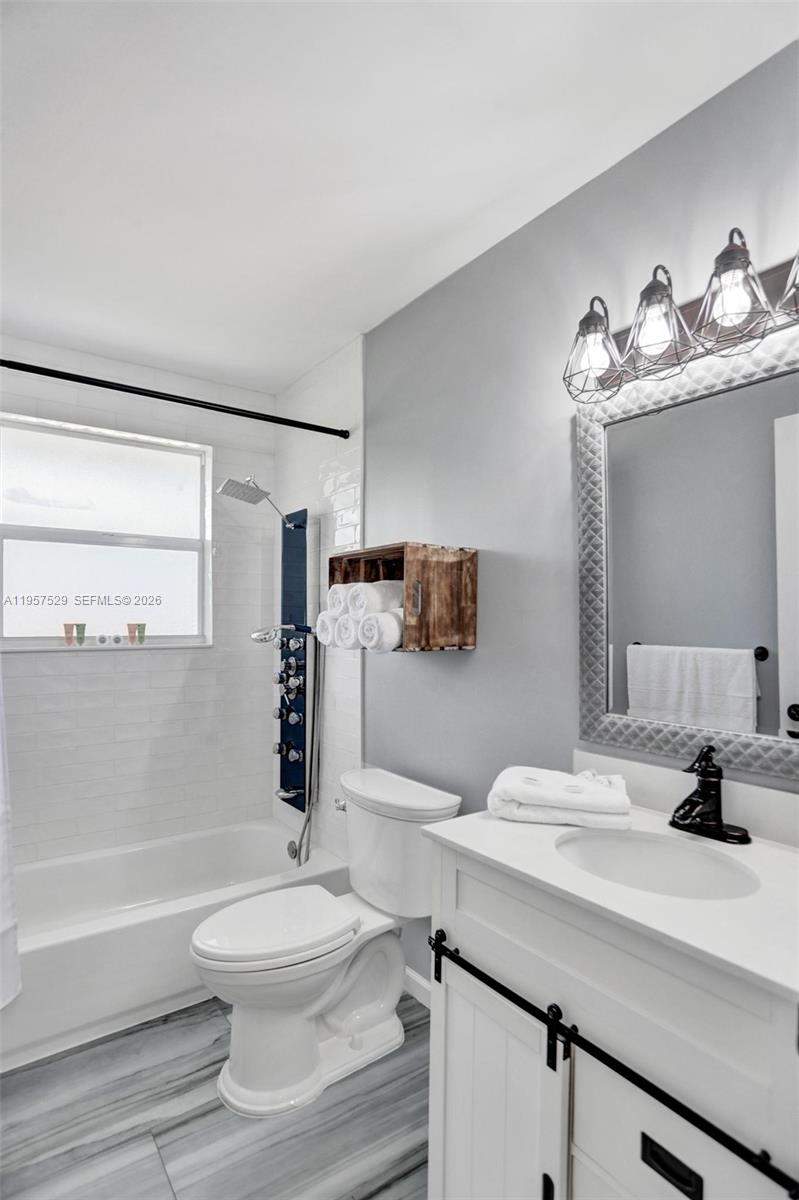 1341 SE 7th Ave Pompano Beach, FL 33060