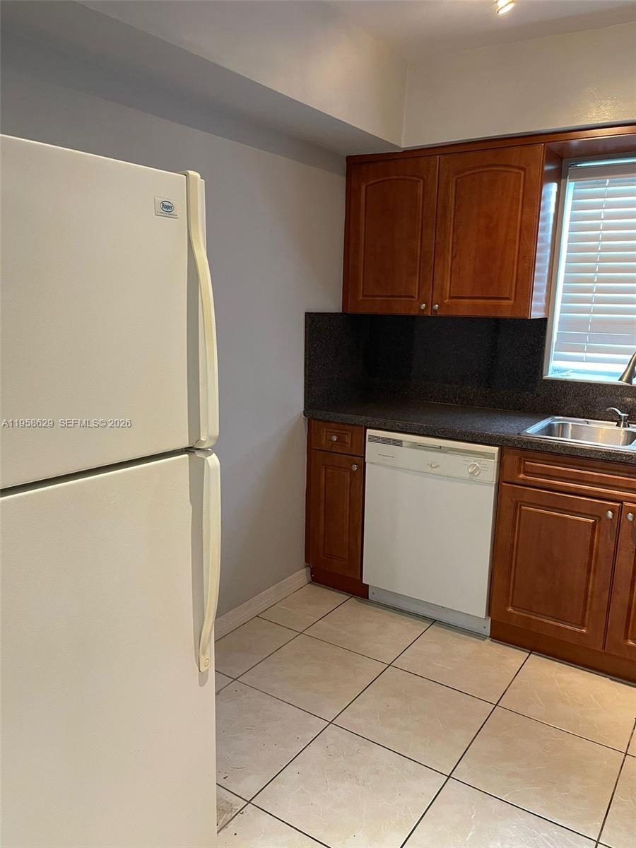 7670 SW 82nd St #H113 Miami, FL 33143