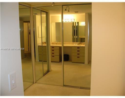 181 Crandon Blvd #308 Key Biscayne, FL 33149