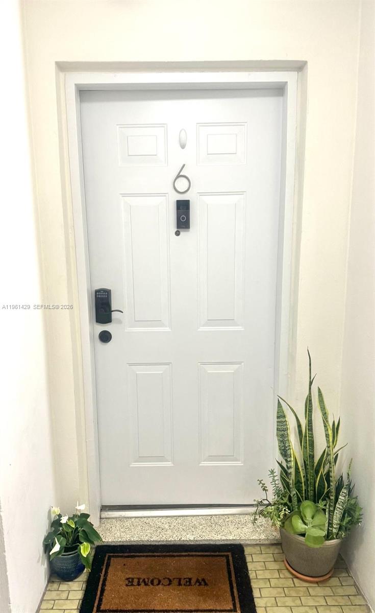 755 SW 6th St #6 Miami, FL 33130