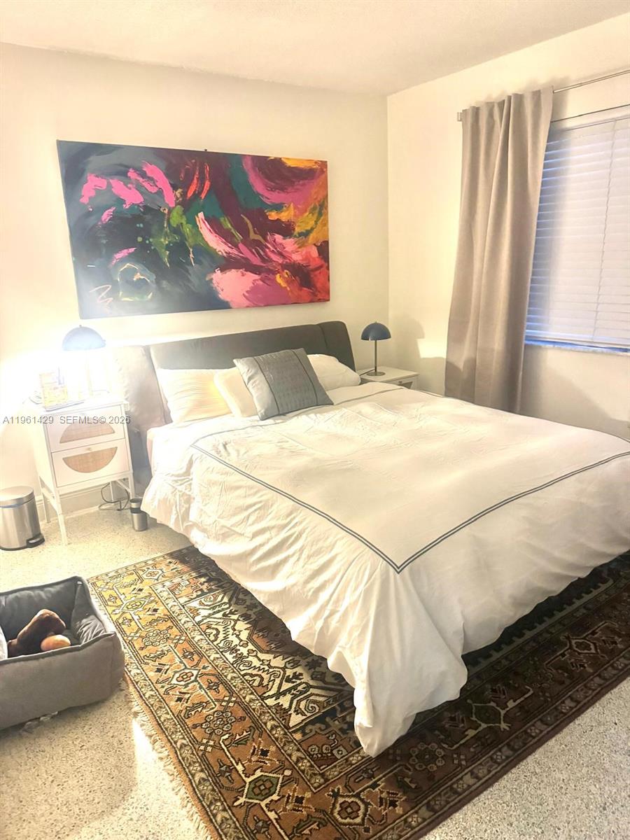 755 SW 6th St #6 Miami, FL 33130