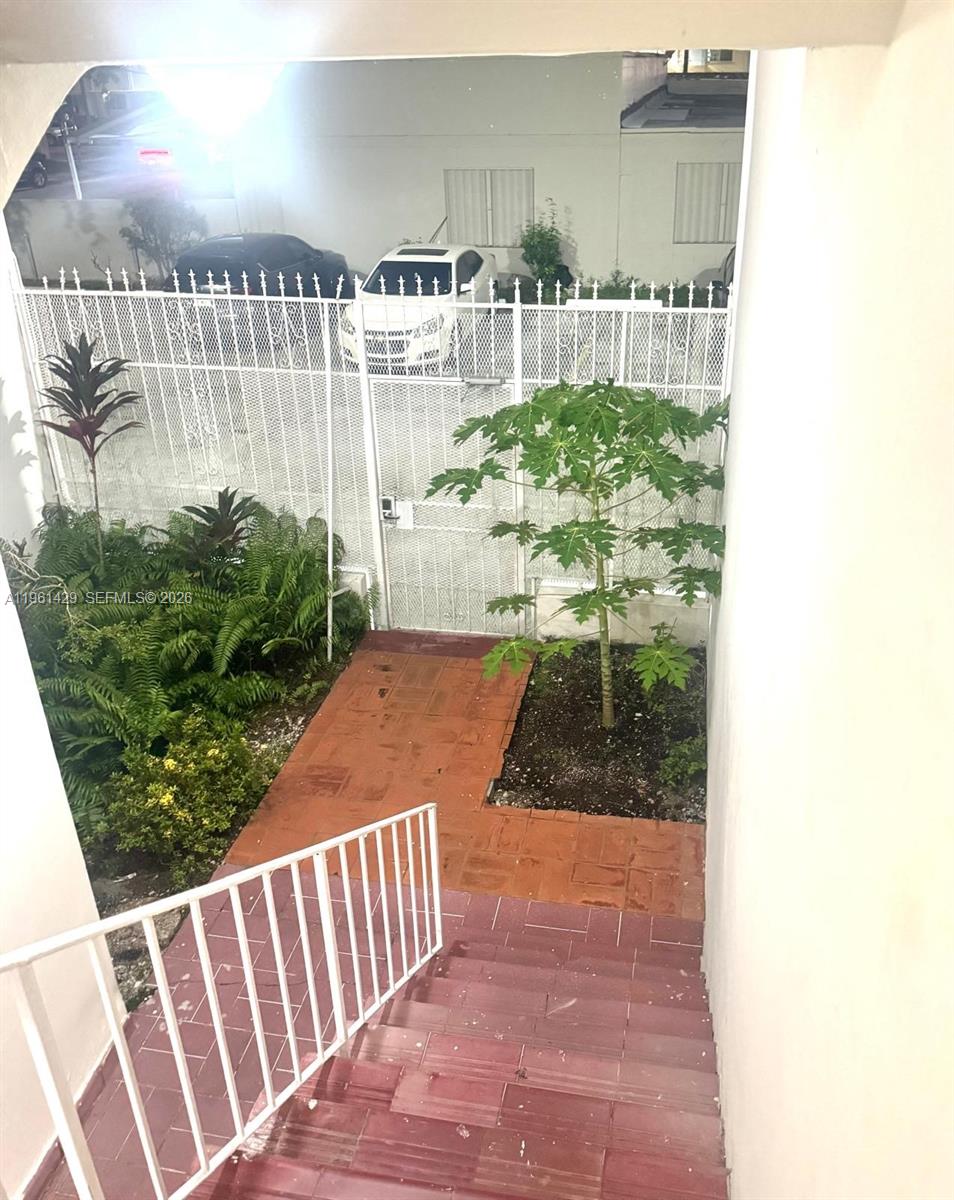 755 SW 6th St #6 Miami, FL 33130