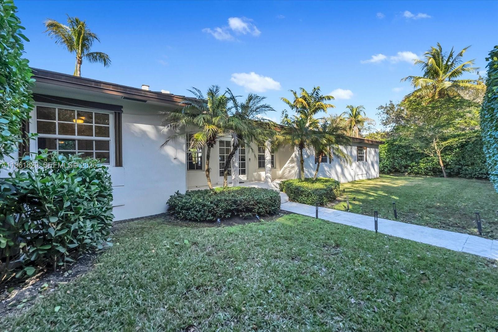1161 Sunset Dr Coral Gables, FL 33143