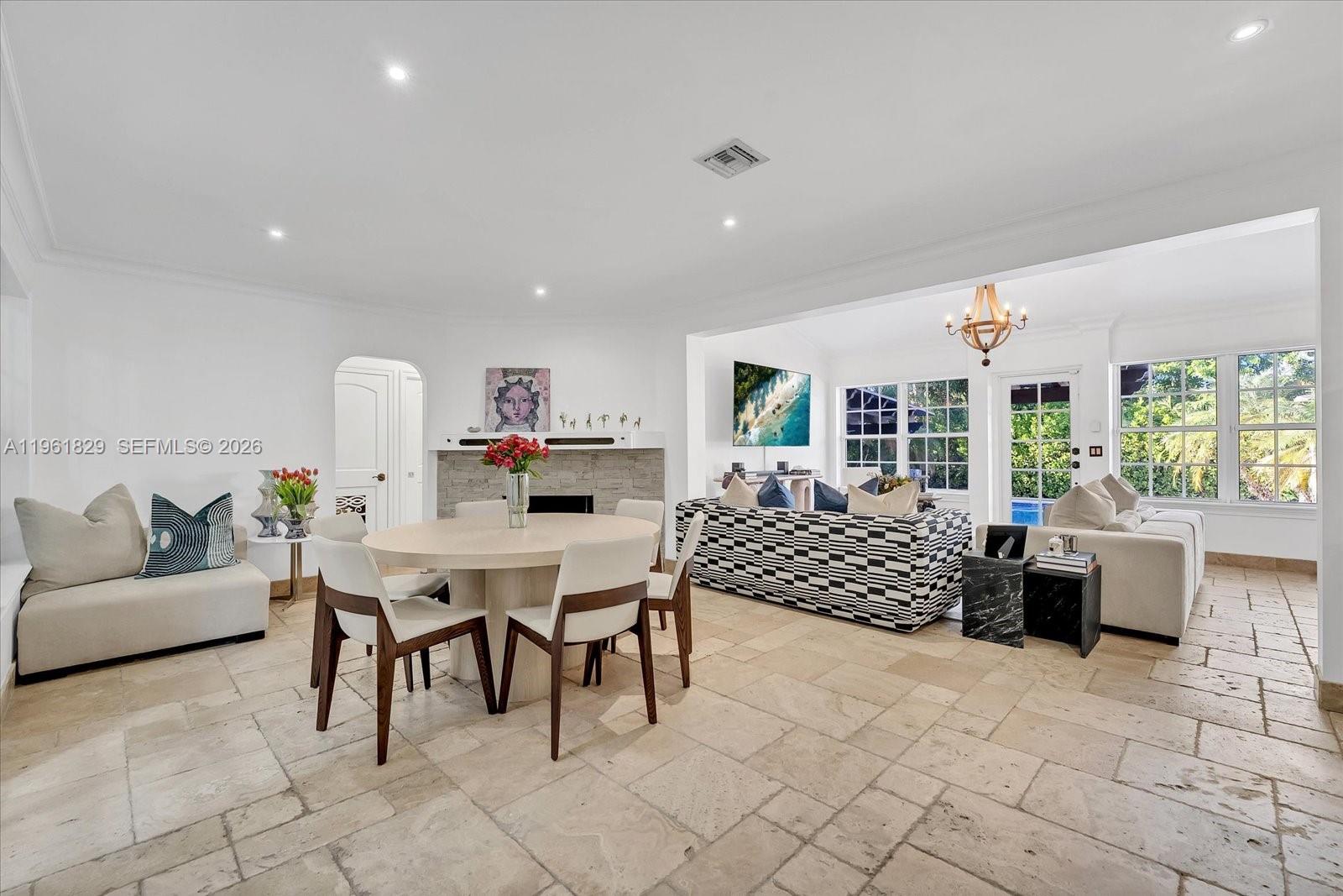 1161 Sunset Dr Coral Gables, FL 33143