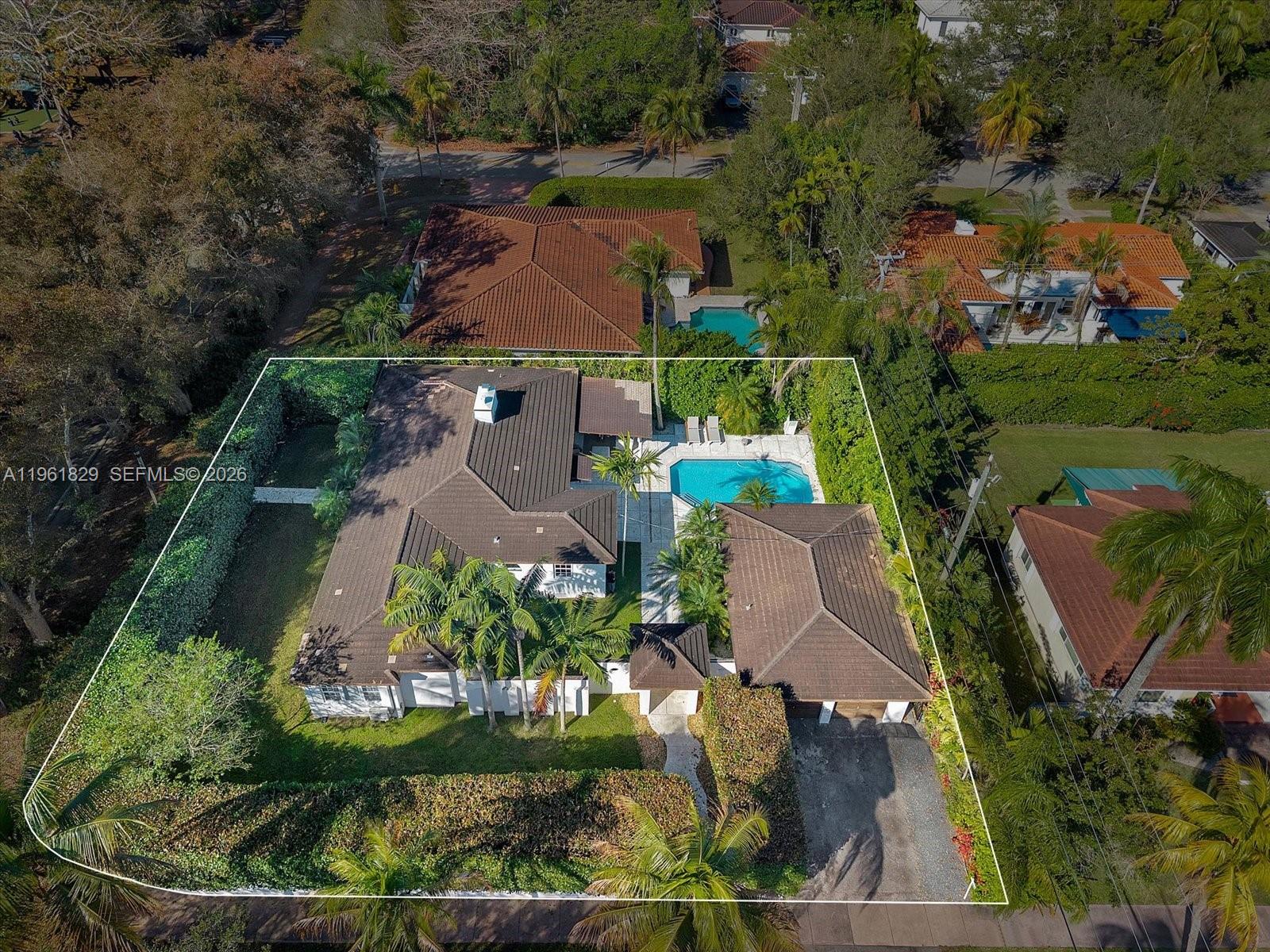 1161 Sunset Dr Coral Gables, FL 33143