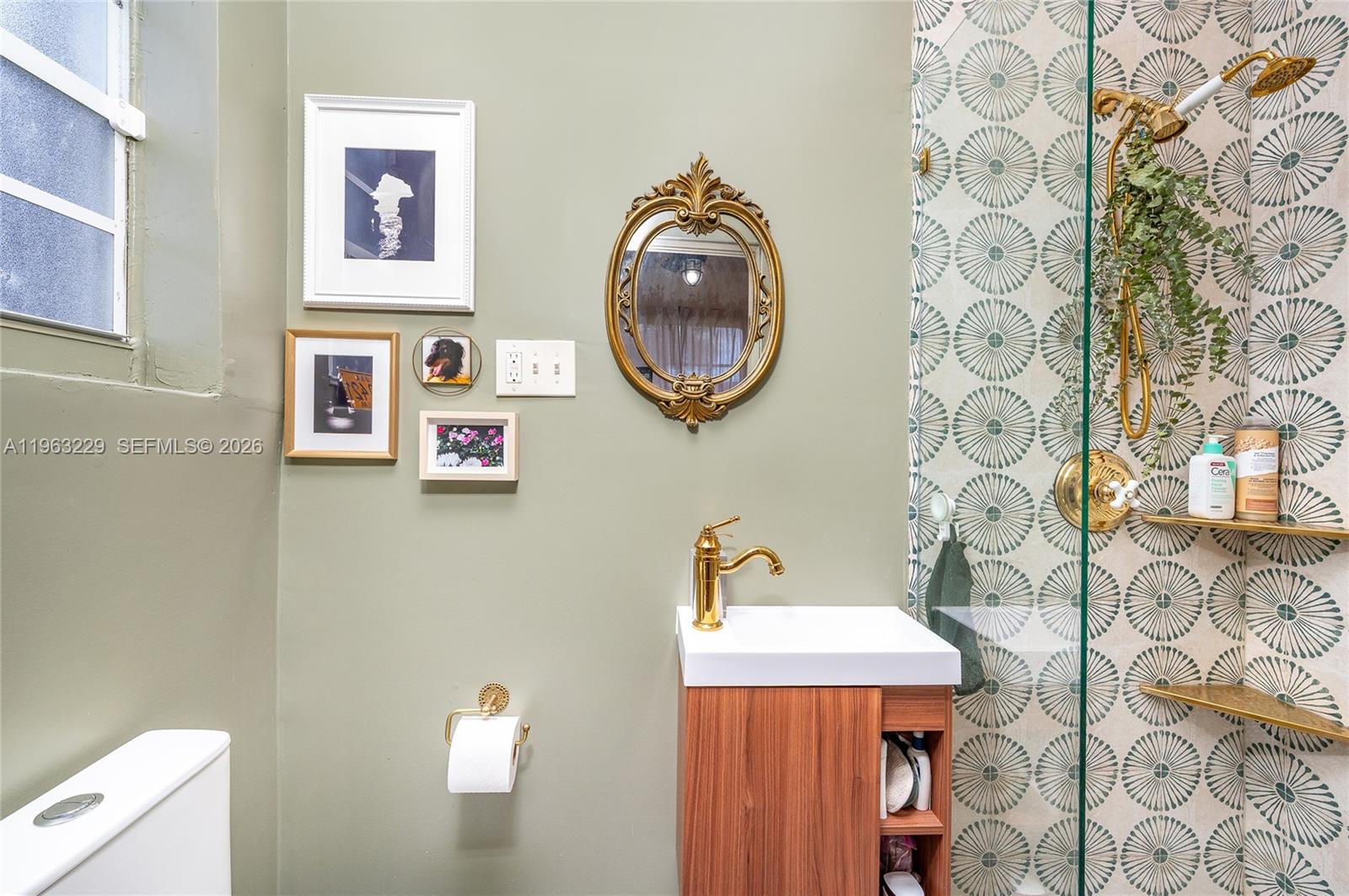 1844 NW 47th St Miami, FL 33142