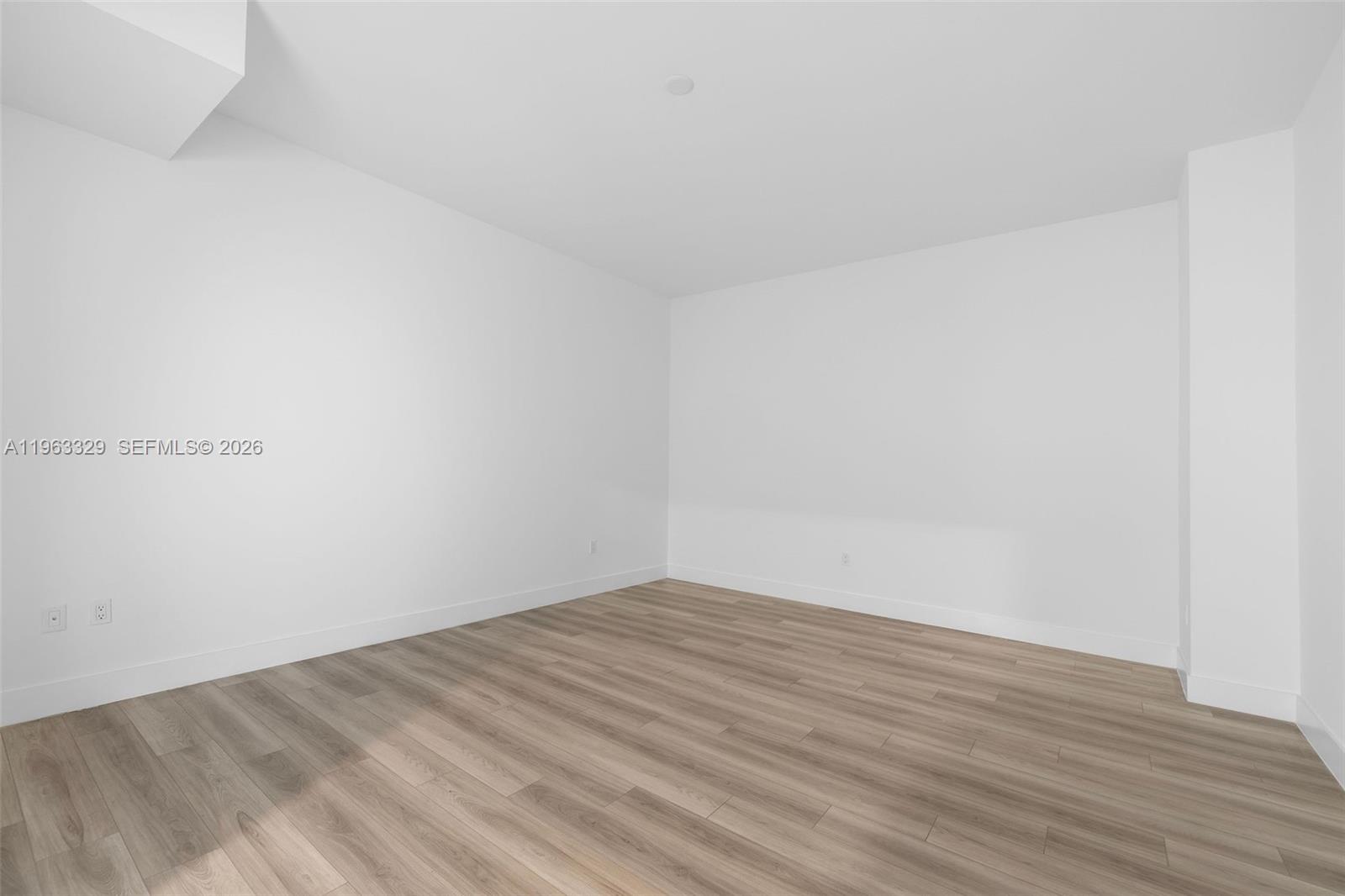 101 Diplomat Pkwy #0501 Hallandale Beach, FL 33009