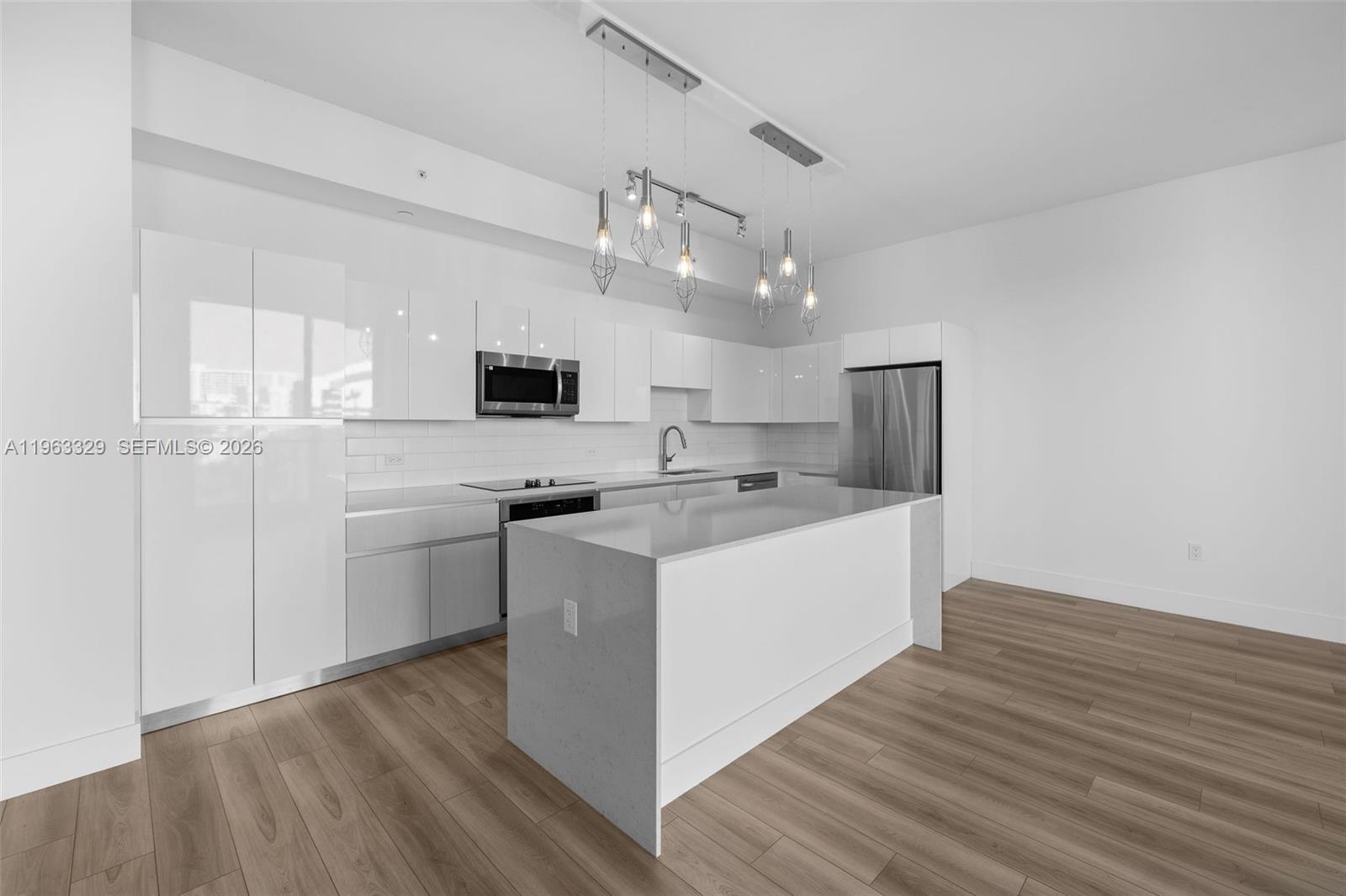 101 Diplomat Pkwy #0501 Hallandale Beach, FL 33009