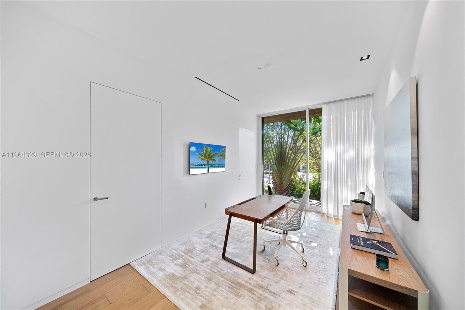 1031 W 48th St #6 Miami Beach, FL 33140