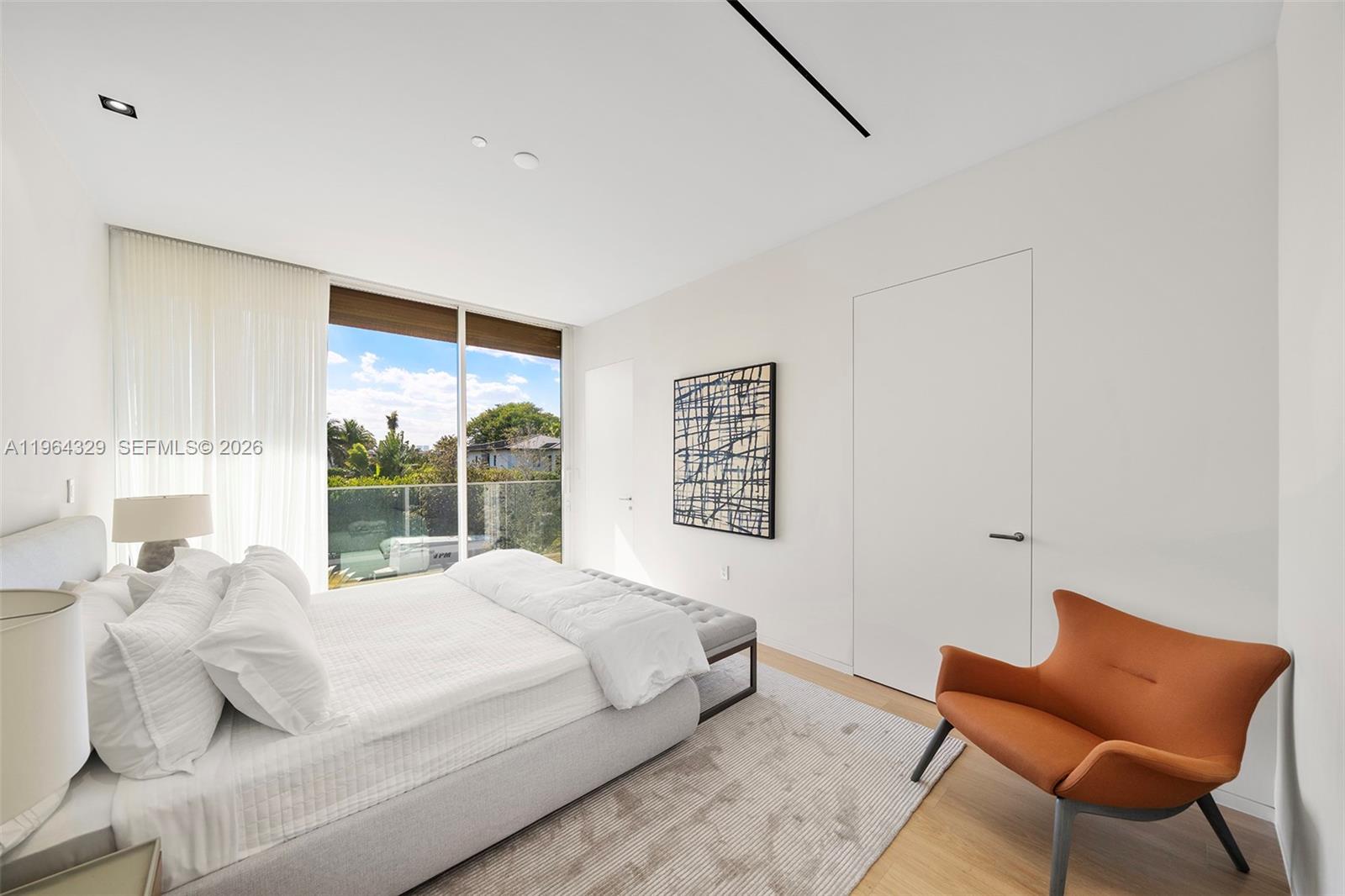 1031 W 48th St #6 Miami Beach, FL 33140