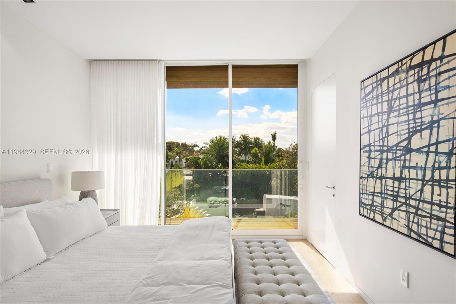 1031 W 48th St #6 Miami Beach, FL 33140