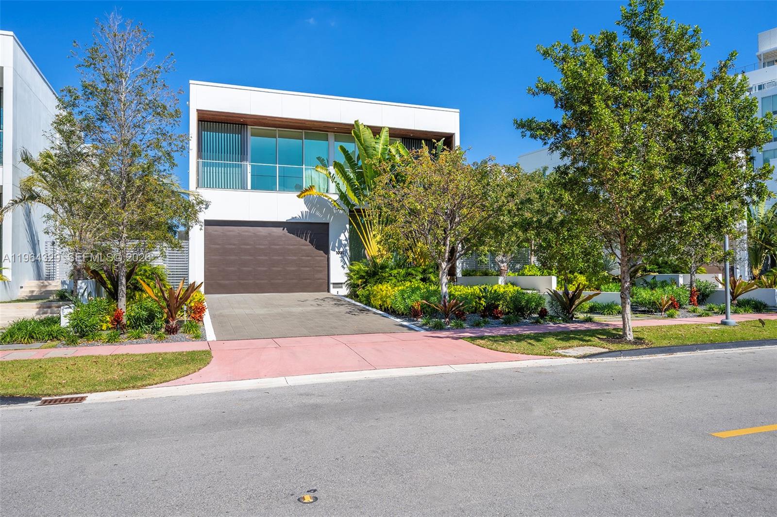 1031 W 48th St #6 Miami Beach, FL 33140