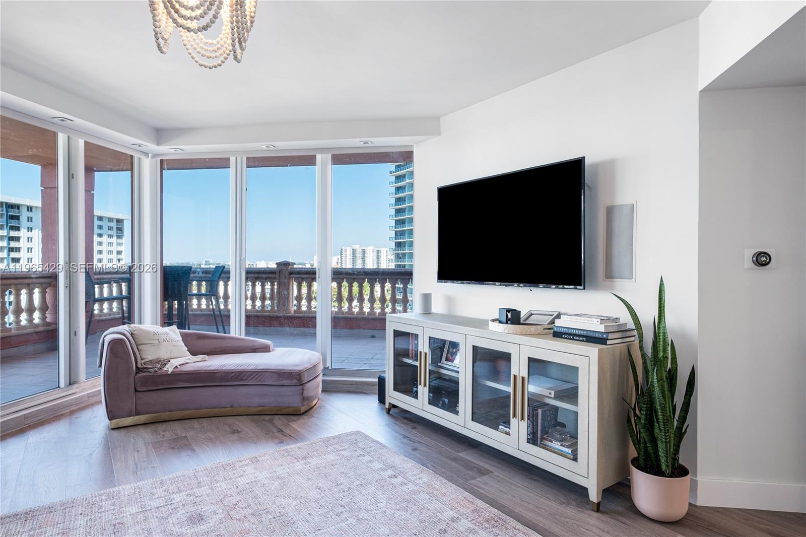 2100 N Ocean Blvd #11B Fort Lauderdale, FL 33305