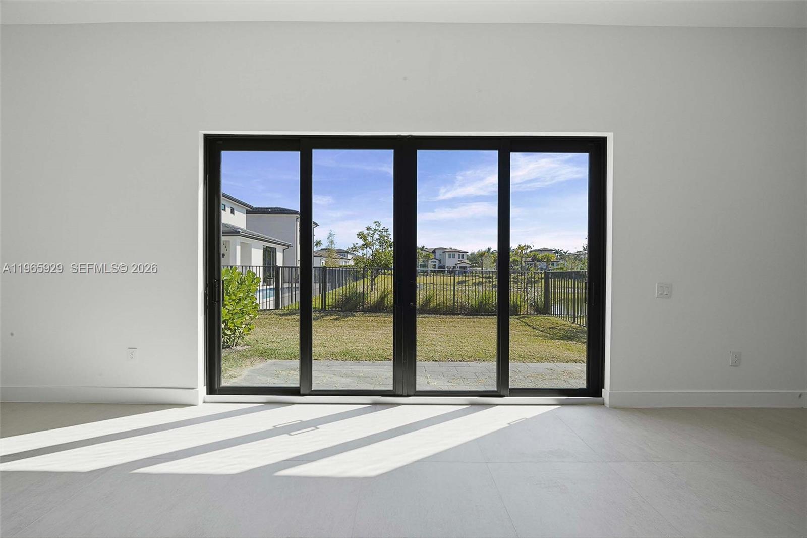 5718 W Ashwood Cir W Hollywood, FL 33312