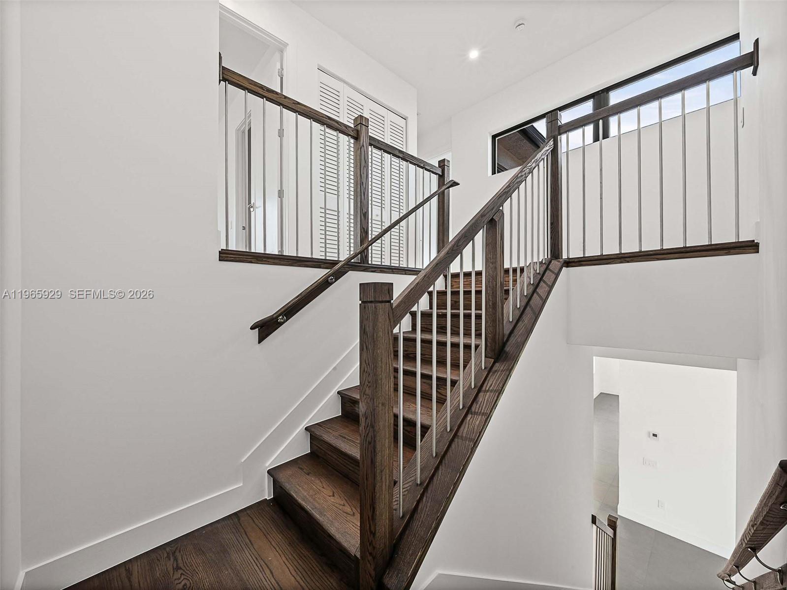 5718 W Ashwood Cir W Hollywood, FL 33312