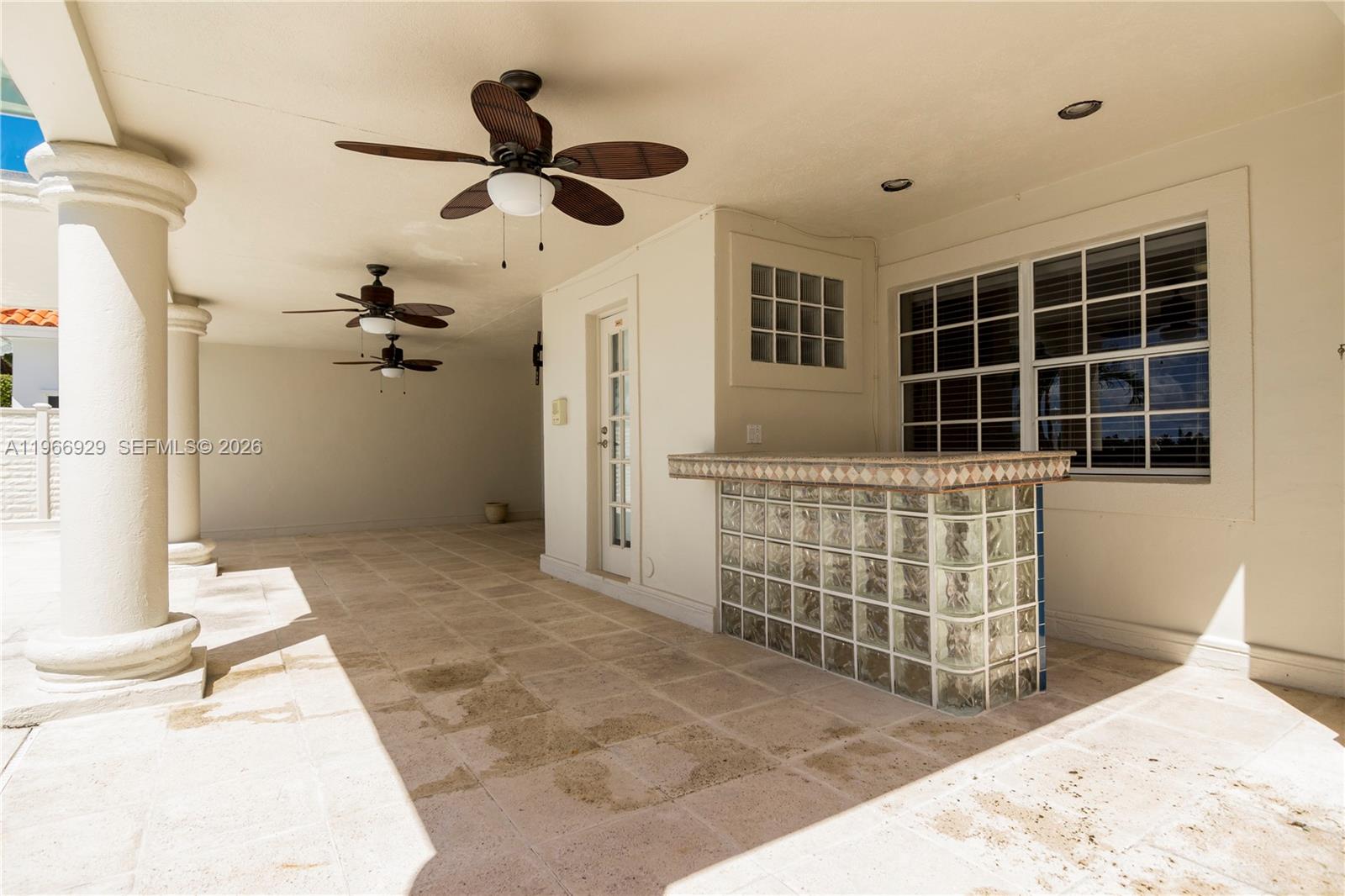 1400 Stillwater Dr Miami Beach, FL 33141