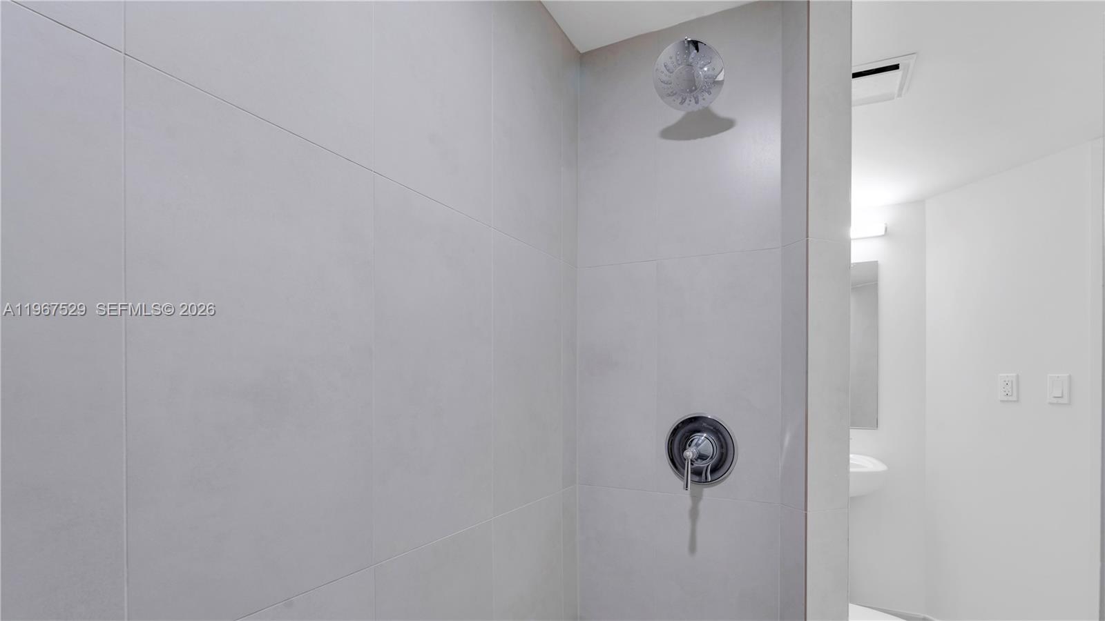 555 NE 34th St #301 Miami, FL 33137