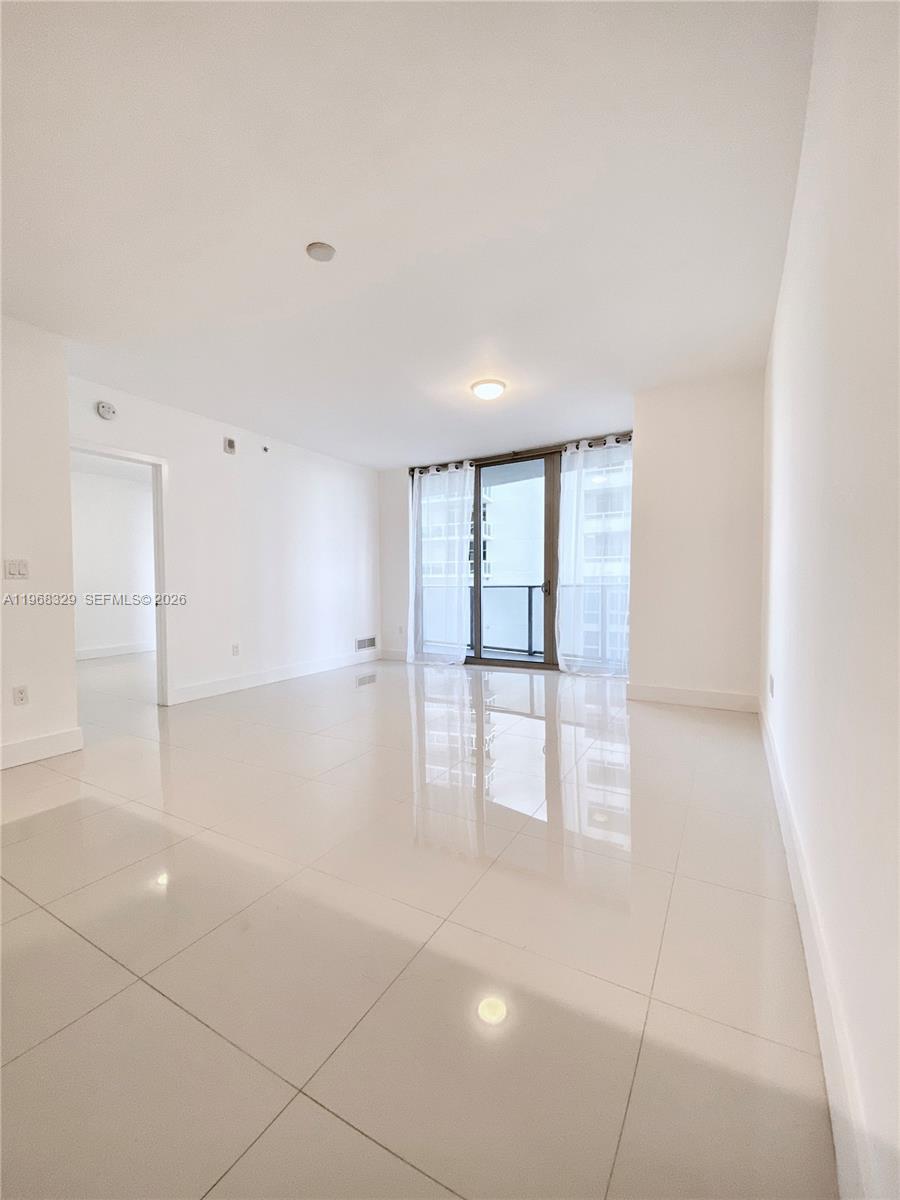 image Aria on the Bay27