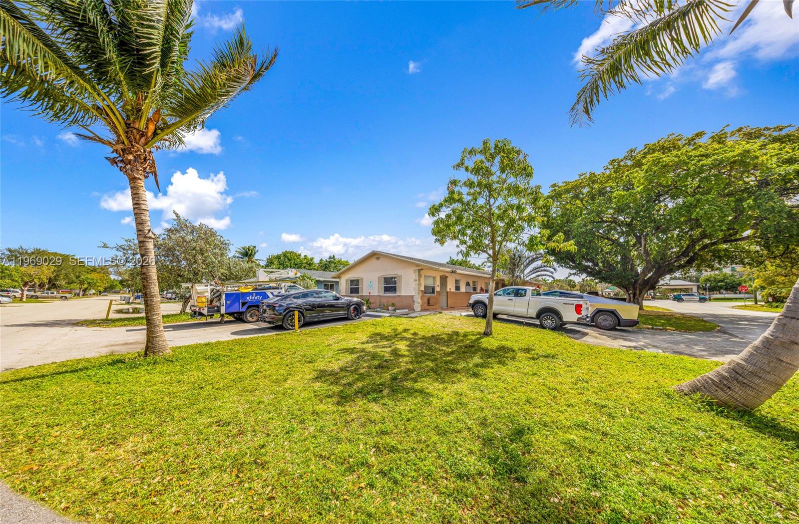 356 SW 2nd Pl Pompano Beach, FL 33060