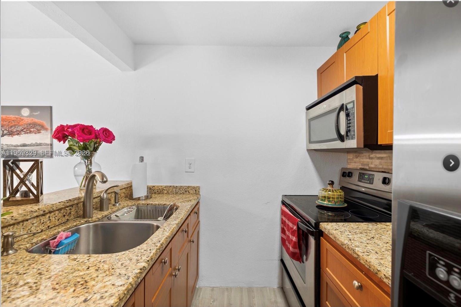 2530 SW 3rd Ave #305 Miami, FL 33129