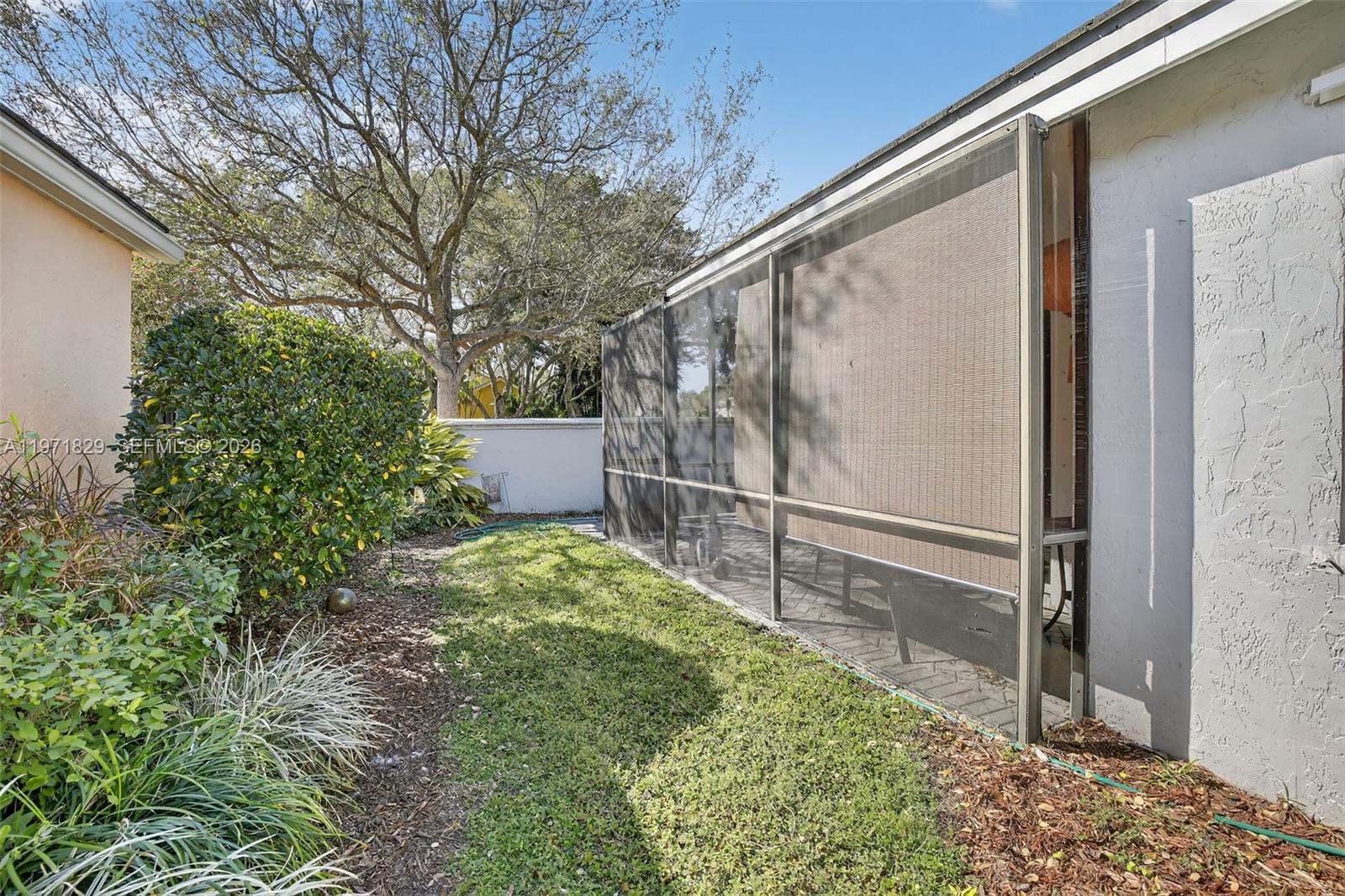 2897 Quail Run Ln Davie, FL 33328