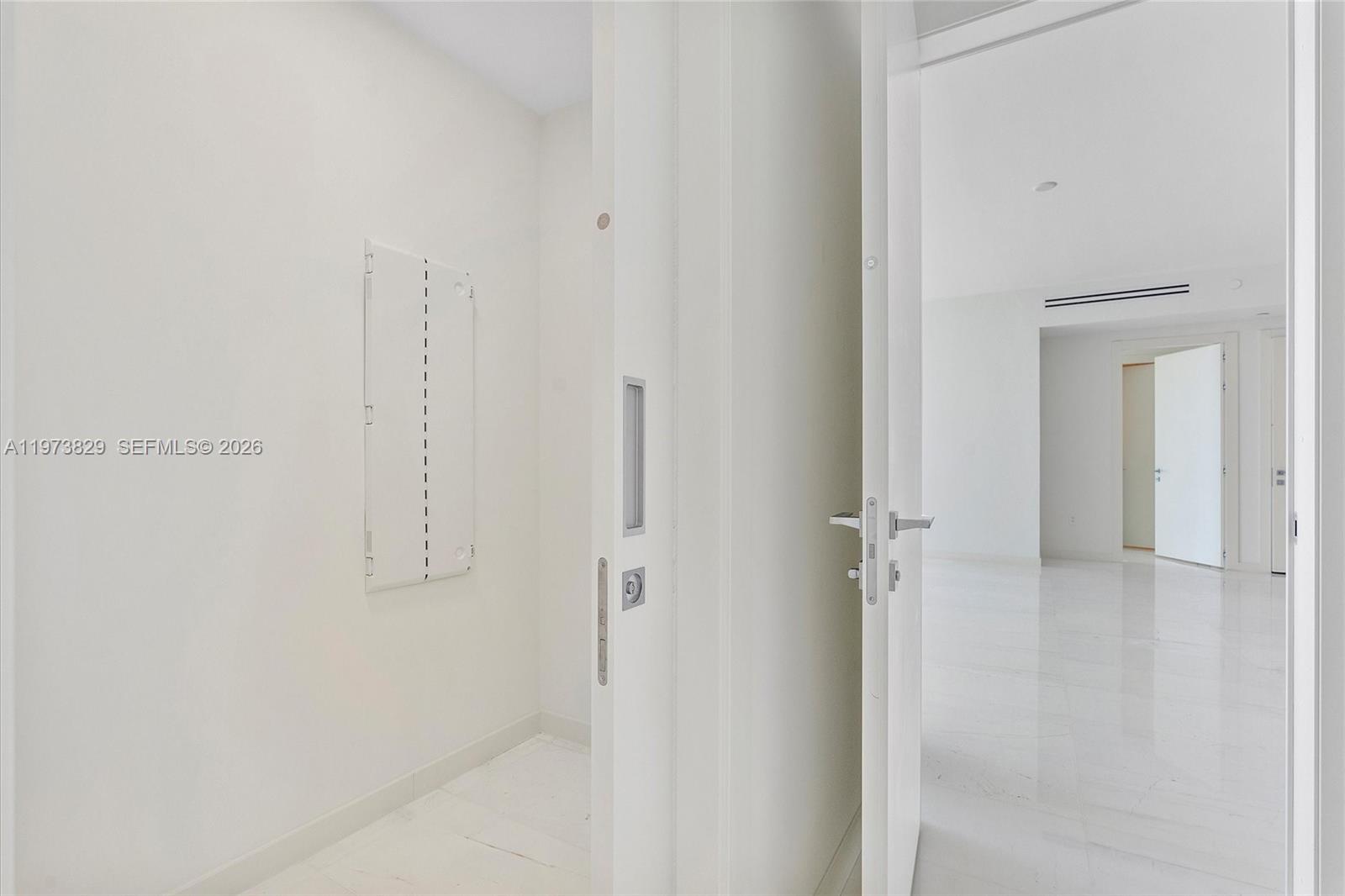 300 Biscayne Blvd Way #903 Miami, FL 33131