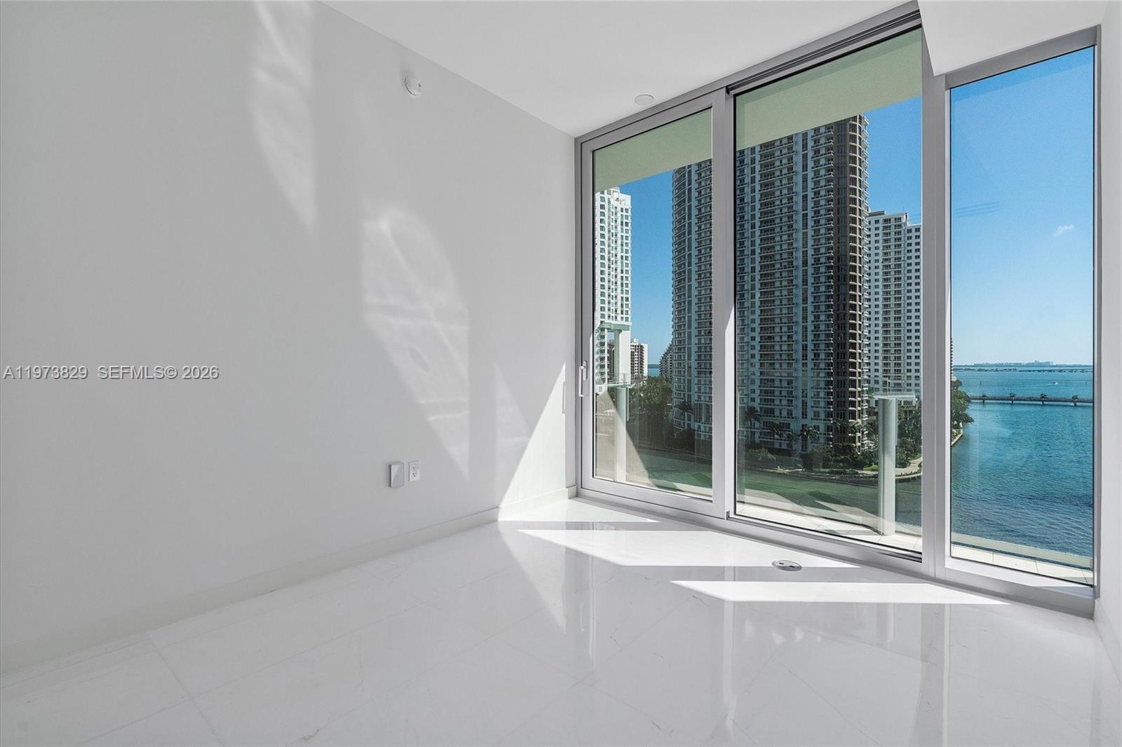 300 Biscayne Blvd Way #903 Miami, FL 33131
