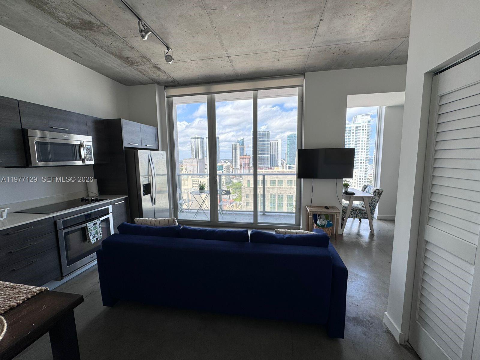 151 SE 1st St #2406 Miami, FL 33131