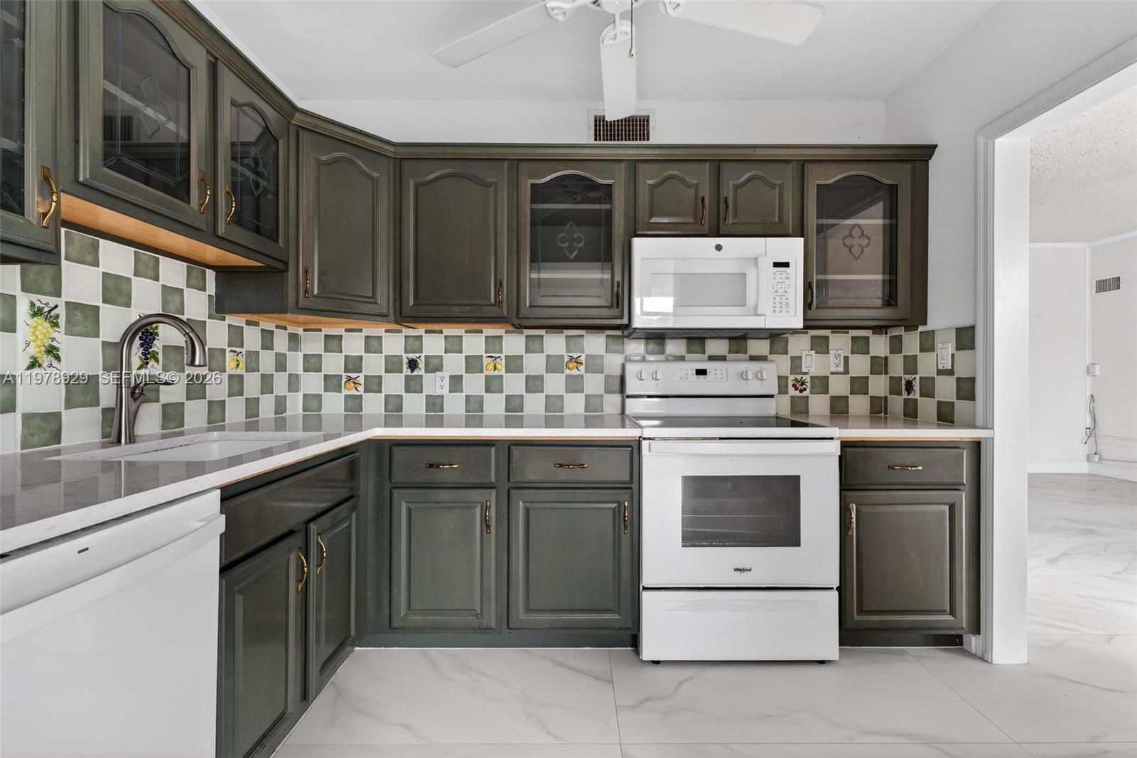 1470 N Treasure Dr North Bay Village, FL 33141