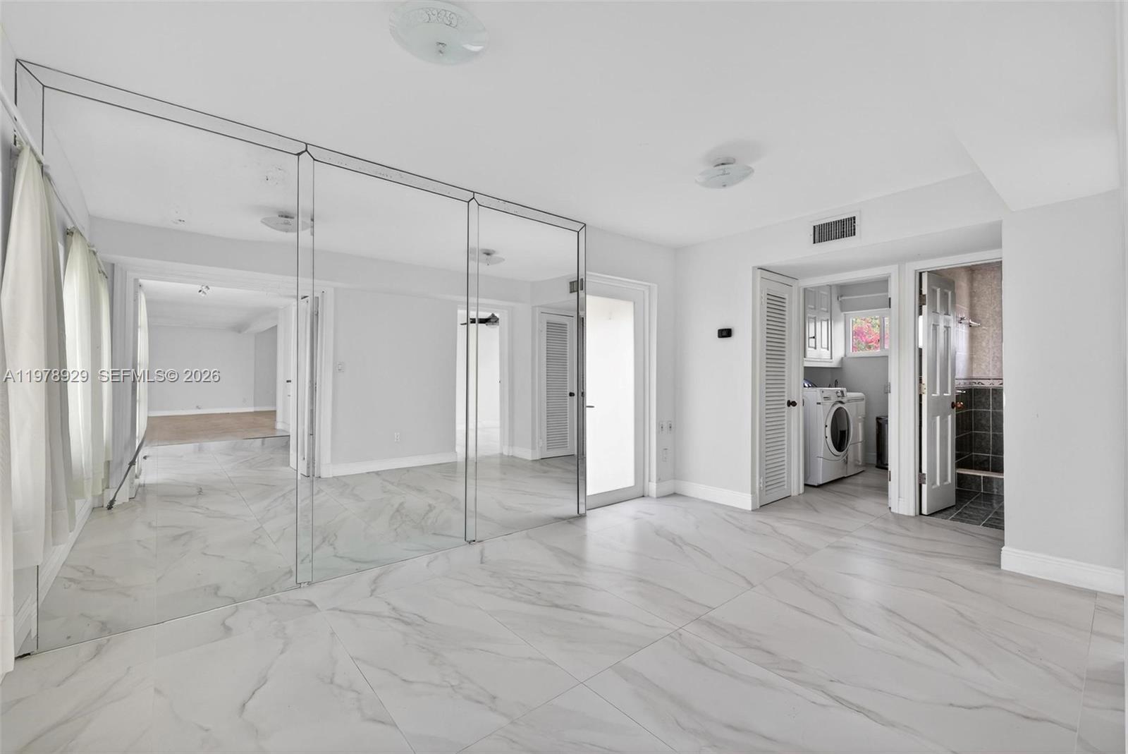 1470 N Treasure Dr North Bay Village, FL 33141