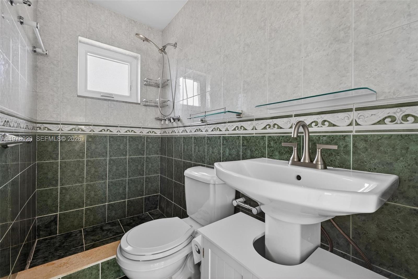 1470 N Treasure Dr North Bay Village, FL 33141