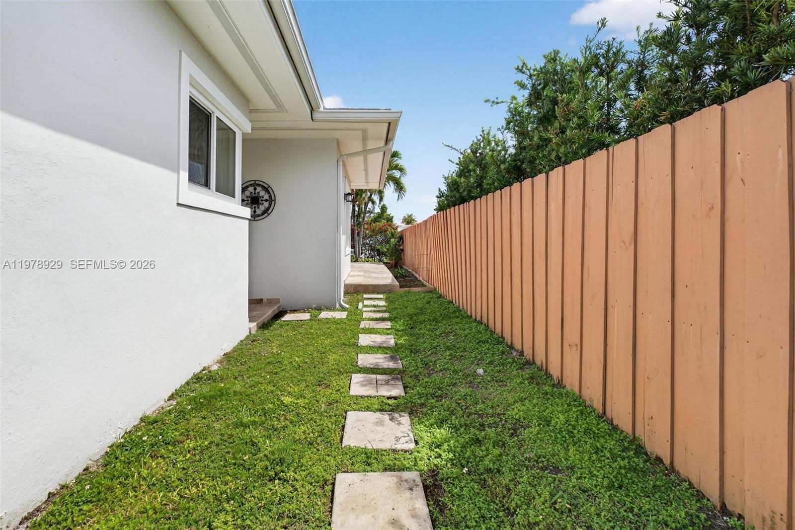 1470 N Treasure Dr North Bay Village, FL 33141