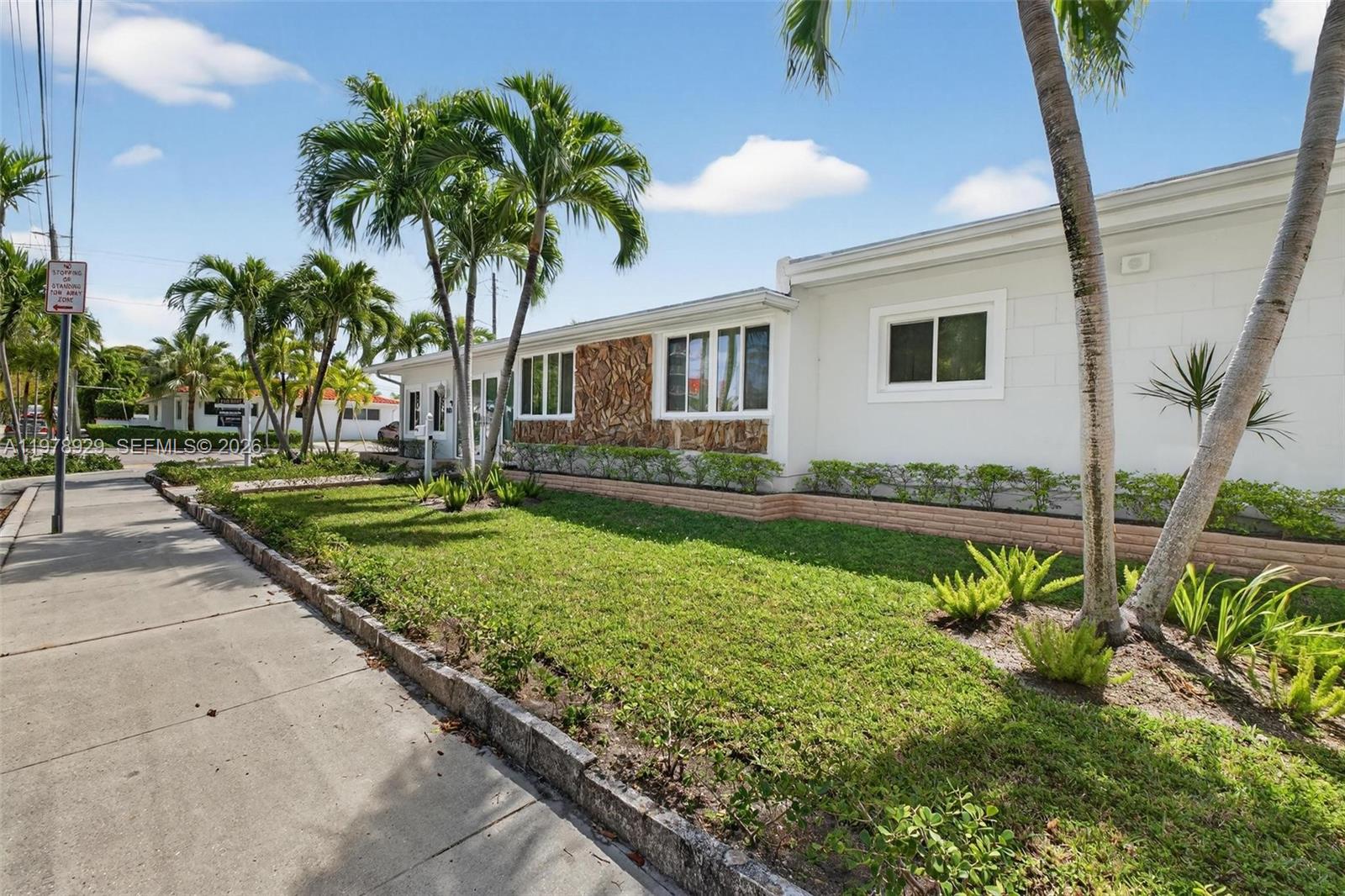 1470 N Treasure Dr North Bay Village, FL 33141