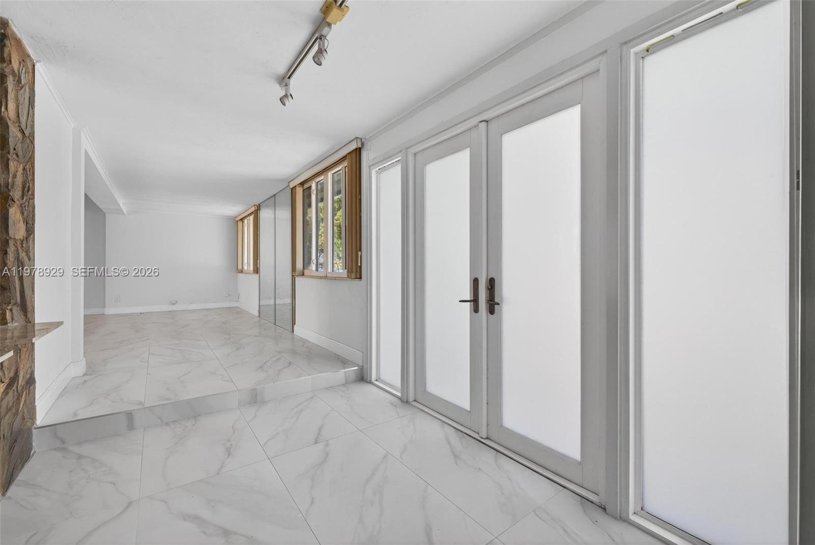 1470 N Treasure Dr North Bay Village, FL 33141