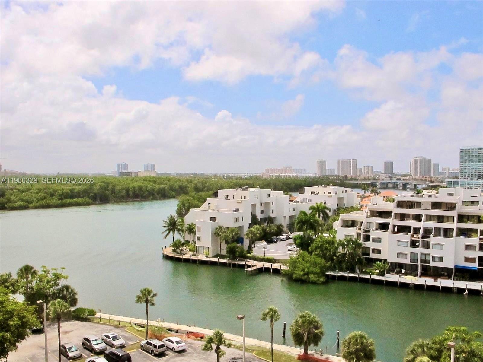 400 Kings Pt Dr #812 Sunny Isles Beach, FL 33160