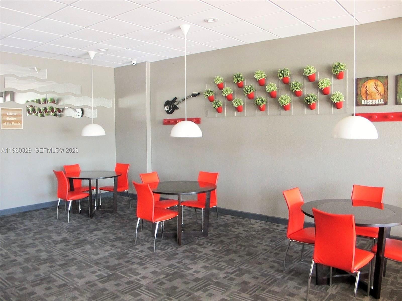 400 Kings Pt Dr #812 Sunny Isles Beach, FL 33160