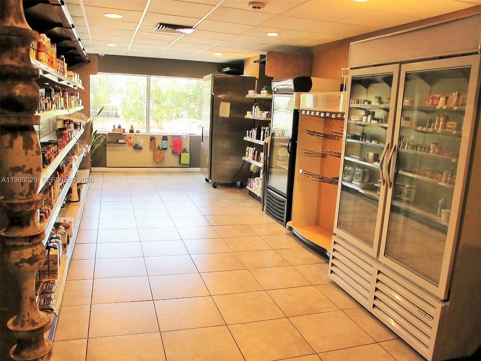 400 Kings Pt Dr #812 Sunny Isles Beach, FL 33160