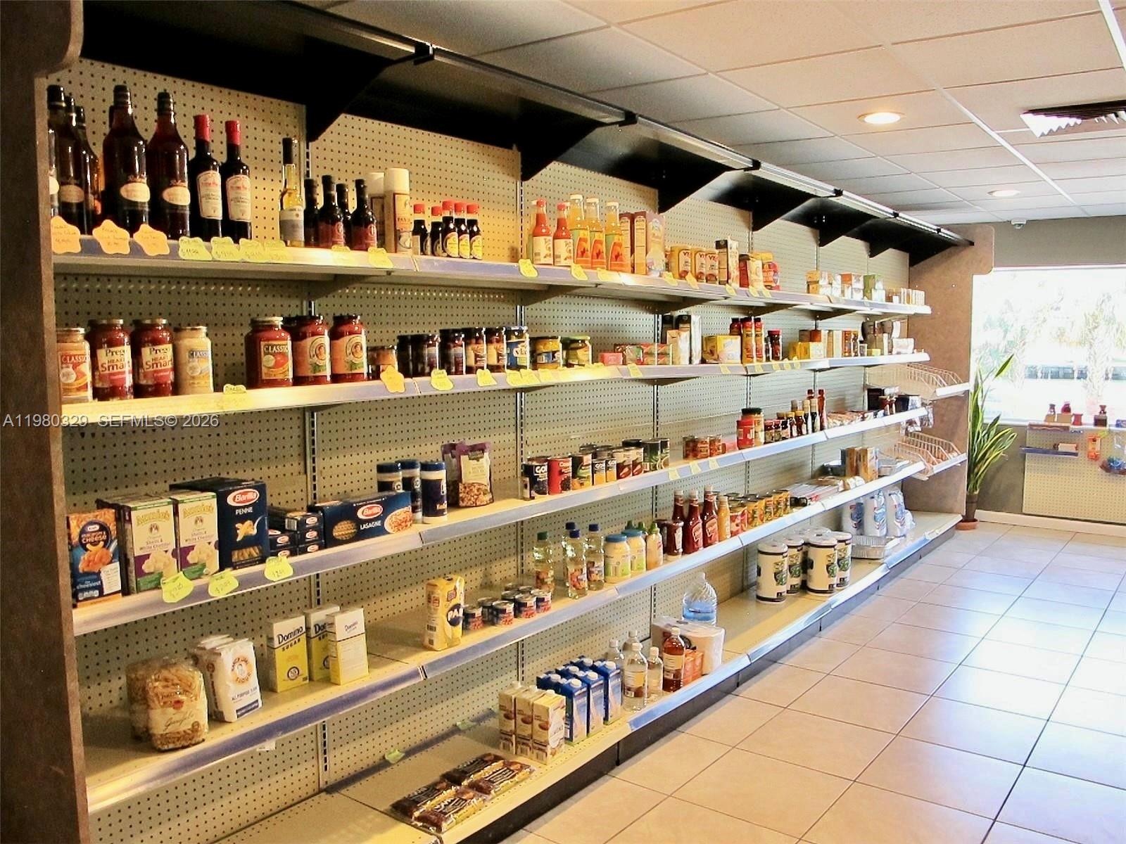 400 Kings Pt Dr #812 Sunny Isles Beach, FL 33160